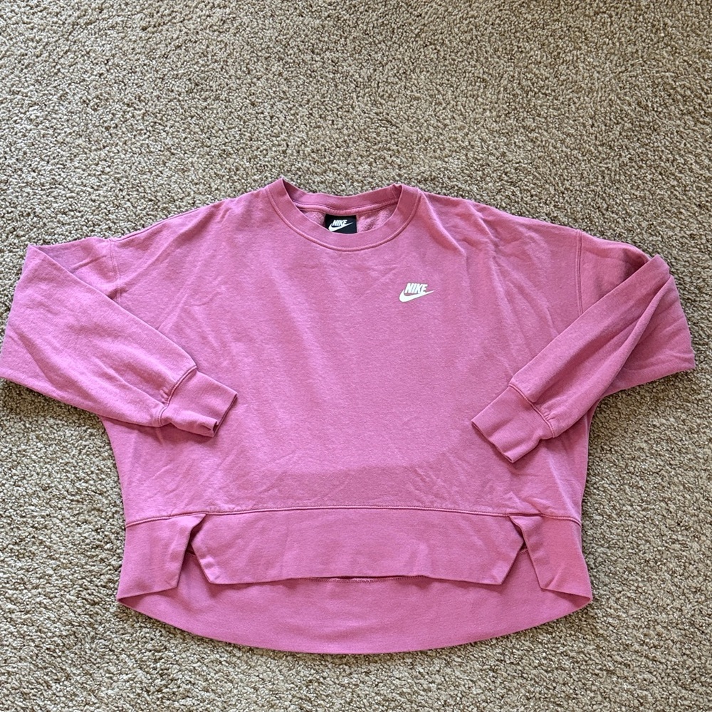 NWOT Nike Pink Cropped Sweatshirt